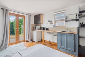 Annexe- click for photo gallery